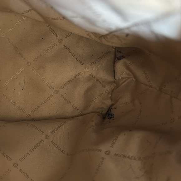 Michael Kors Light Blue/Periwinkle Zippered Shoulder Bag - Picture 10 of 12